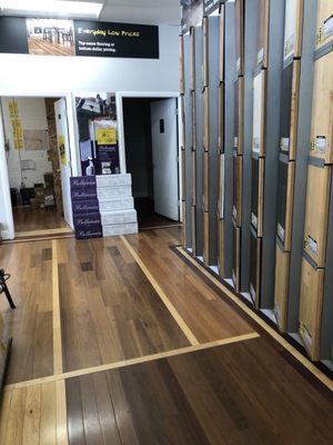 Lumber Liquidators by null