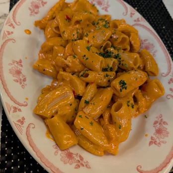 Carbonara - Rigatoni - Italian Near Me - Arlington, Virginia Carbonara - Rigatoni - Italian Near Me - Arlington, Virginia