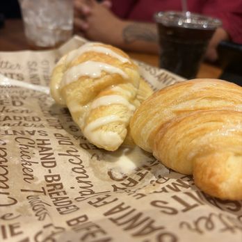 Cheddar's Scratch Kitchen - American Near Me - Garland, Texas Cheddar's Scratch Kitchen - American Near Me - Garland, Texas