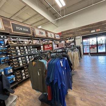 Tractor Supply - They sell mens work boots and cowboy boots. Has a big selection of Carhartt clothing. - Department Stores Near Me - Auburn, California Tractor Supply - They sell mens work boots and cowboy boots. Has a big selection of Carhartt clothing. - Department Stores Near Me - Auburn, California