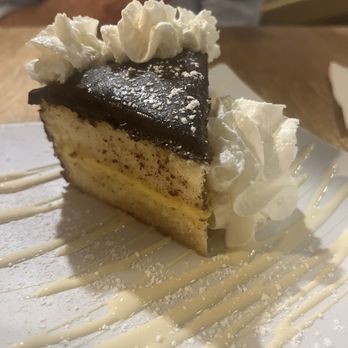 Chowder Heads - Boston creme pie - Seafood Near Me - Jupiter, Florida