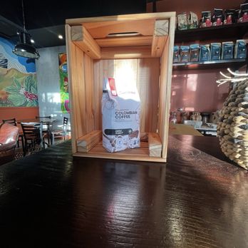 Juan Valdez Cafe - Decor - Coffee & Tea Near Me - Doral, Florida Juan Valdez Cafe - Decor - Coffee & Tea Near Me - Doral, Florida