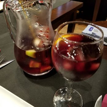 The River Cafè - sangria - Gluten-Free Near Me - Girona, GI