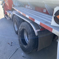 Dirty Hands On Wheels