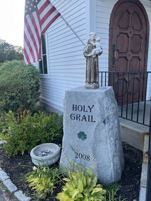Holy Grail Restaurant and Pub by null