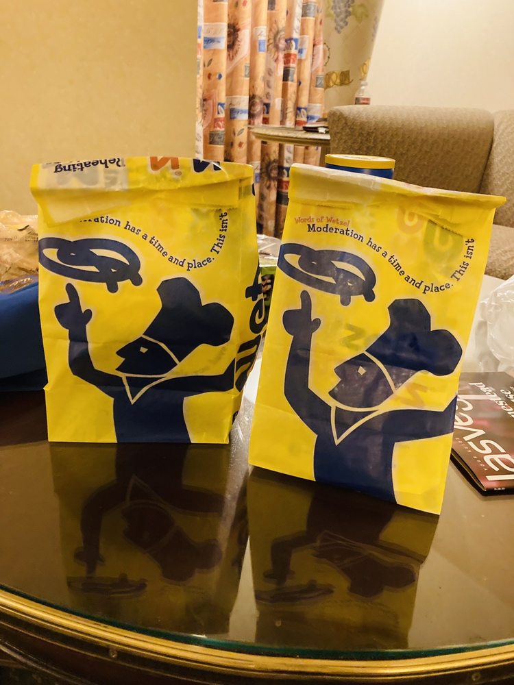 WETZEL’S PRETZELS 36 Photos & 24 Reviews 3700 Flamingo, Las Vegas