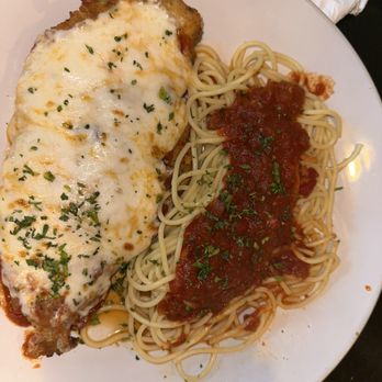 Mamma's Kitchen - Chicken Parmigiana - Italian Near Me - Alexandria, Virginia
