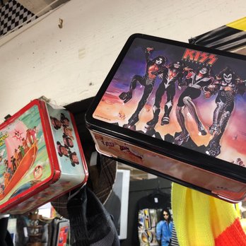 Orange Circle Antique Mall - Metal lunchboxes. - Antiques Near Me - Orange, California