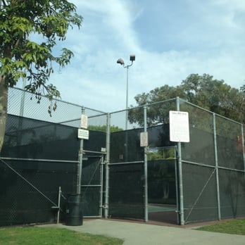 Syd Kronenthal Park - No soccer on the courts!! - Parks Near Me - Culver City, California Syd Kronenthal Park - No soccer on the courts!! - Parks Near Me - Culver City, California