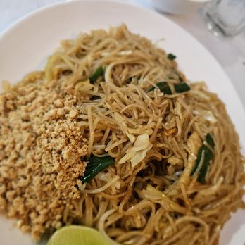 Gourmet House Restaurant - Better pic of the pad thai - Thai Near Me - Providence, Rhode Island Gourmet House Restaurant - Better pic of the pad thai - Thai Near Me - Providence, Rhode Island