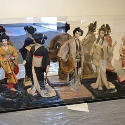 Encino Framing & Art Gallery - This is a Plexi-Box we made for a table top for a customer recently with five of her Antique Japanese Dolls.