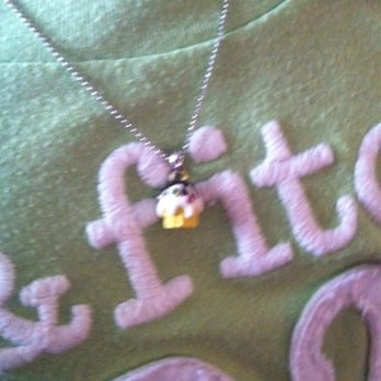 Harwin Central Mart - Cupcake necklace $3 - Accessories Near Me - Houston, Texas