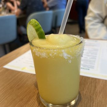 Fresa's - a margarita with a lime slice - Mexican Near Me - Austin, Texas