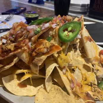 Ford's Garage Wesley Chapel - Nachos - Burgers Near Me - Lutz, Florida