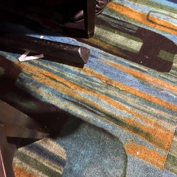 Peohe's - Floor that was not cleaned before seating me. - Seafood Near Me - Coronado, California
