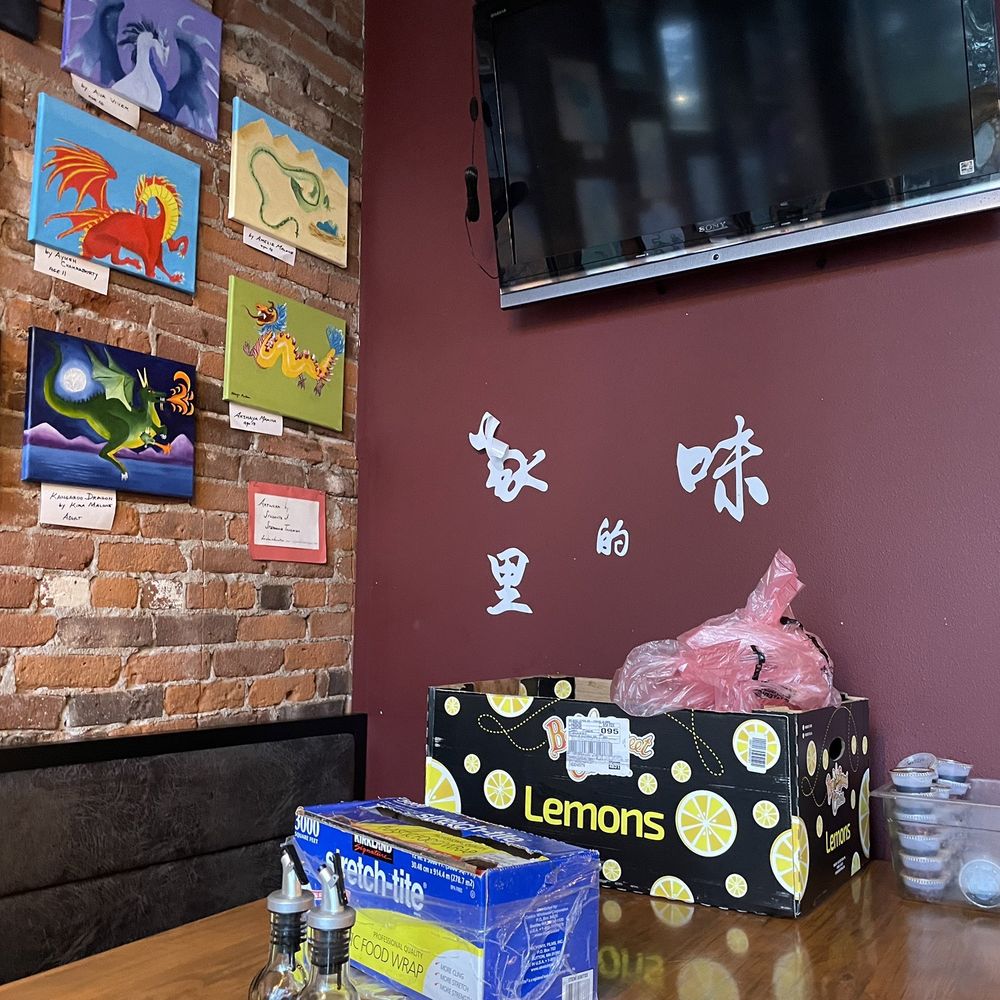 Bao Bao House - table with dragon paintings - Chinese Near Me - Eugene, Oregon Bao Bao House - table with dragon paintings - Chinese Near Me - Eugene, Oregon