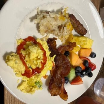 Great Wolf Lodge - Morning buffet - Water Parks Near Me - Bloomington, Minnesota Great Wolf Lodge - Morning buffet - Water Parks Near Me - Bloomington, Minnesota