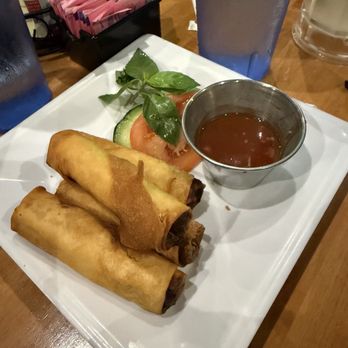 Basil Leaf Vietnamese Restaurant - 4 Eggrolls - just ok. - Vietnamese Near Me - Albuquerque, New Mexico