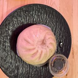 Steam Boys - Steamed pork bao