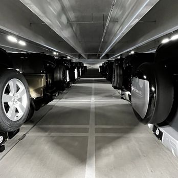 Land Rover North Dade - Auto Repair Near Me - North Miami, Florida Land Rover North Dade - Auto Repair Near Me - North Miami, Florida