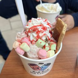 Roll Roll Ice Cream