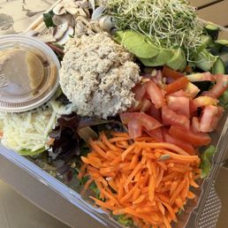 Tuna Avocado Salad