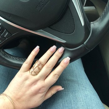 Lavish Nail Spa - Love my mani - Nail Salons Near Me - Saint Louis, Missouri