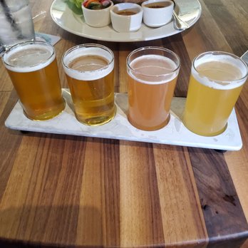 Yard House - I finally dined in to enjoy my flights. - Bars Near Me - Hanover, Maryland