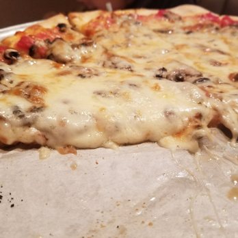 Chi Chi's Pizza - Mushroom pizza. - Pizza Near Me - Simi Valley, California Chi Chi's Pizza - Mushroom pizza. - Pizza Near Me - Simi Valley, California