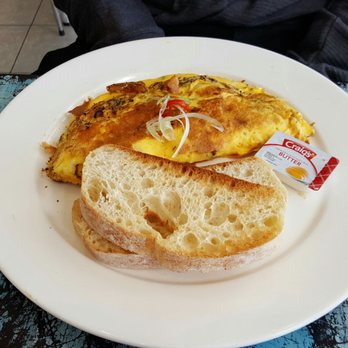 The Wharf Restaurant & Bar - Omelet - Breakfast & Brunch Near Me - Russell, NTL