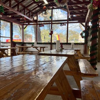 Taqueria Jessica - Dining area - Mexican Near Me - Austin, Texas Taqueria Jessica - Dining area - Mexican Near Me - Austin, Texas