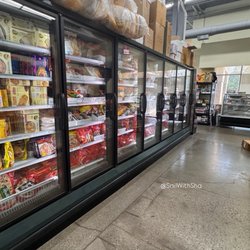 Pandey Grocers