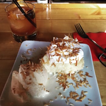 Pie Bar - Banana Cream pie and an Old Fashioned - Cocktail Bars Near Me - Seattle, Washington Pie Bar - Banana Cream pie and an Old Fashioned - Cocktail Bars Near Me - Seattle, Washington