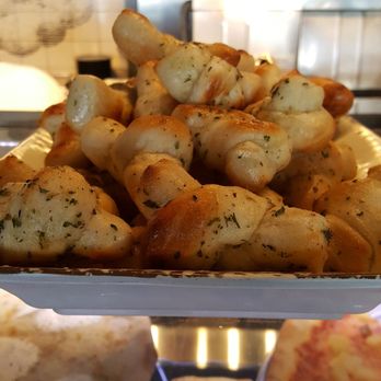 Enzo Pizzeria & Restaurant - Garlic knots - Pizza Near Me - Montclair, New Jersey