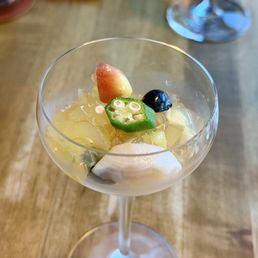 Opening appetizer - mirugai jelly with seasonal fruits.
