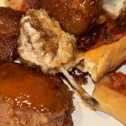 "Boneless" Wings "Boneless" Wings