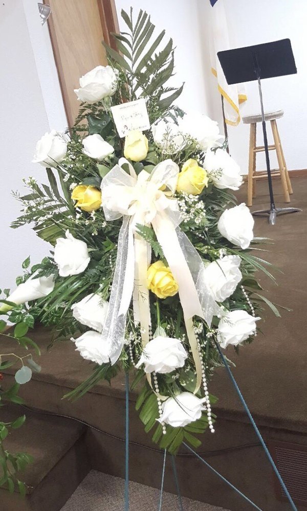 UNICORN FLORAL & GIFT 204 W Main, Hill City, Kansas Florists