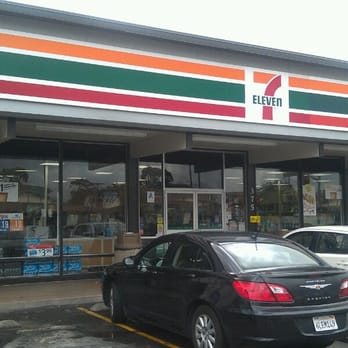 7-Eleven - cars parked in front of the store - Convenience Stores Near Me - El Cajon, California