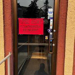 Mountain View Family Restaurant