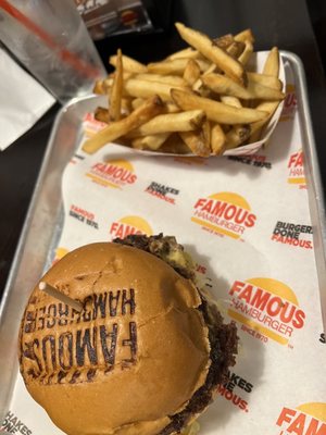 Famous Hamburger by null