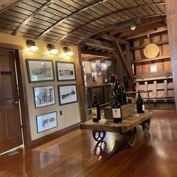 Martinelli Winery & Vineyards