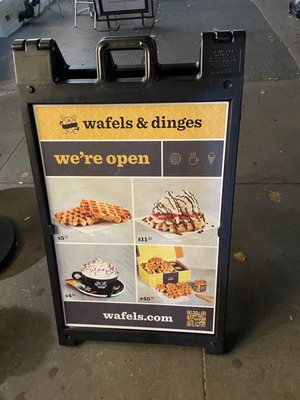 Wafels & Dinges 5th Ave by null