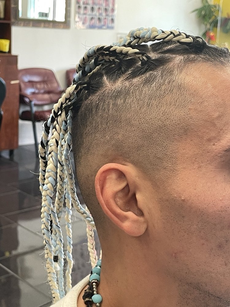 DORI’S BEAUTY SALON Updated August 2024 23 Photos 16380 Perris