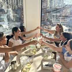 Candle Castle & Co - Cheers with their scents!
