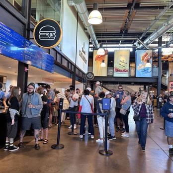 Tillamook Creamery - The mess of the food line. Not sure why it was so confusing. Annoying. - Cheese Shops Near Me - Tillamook, Oregon