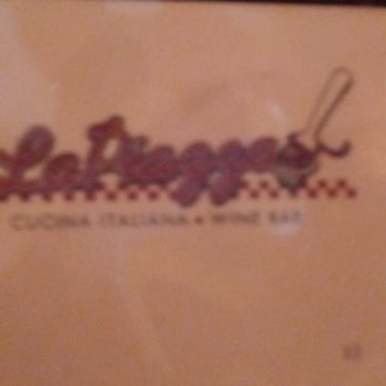La Piazza - Pizza Near Me - Plainview, New York