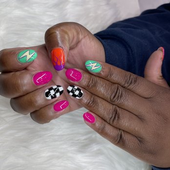 1 Millions Nails & Spa - Nail Salons Near Me - Clovis, California