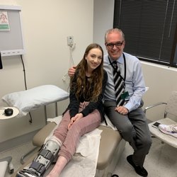 GLENN PFEFFER, MD - CEDARS SINAI ORTHOPEDIC CENTER - 43 Photos & 83 ...