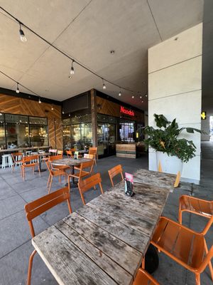 Nando's PERi-PERi by null