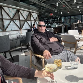 Altitude Sky Lounge - Enjoying the chill bar - Lounges Near Me - Seattle, Washington